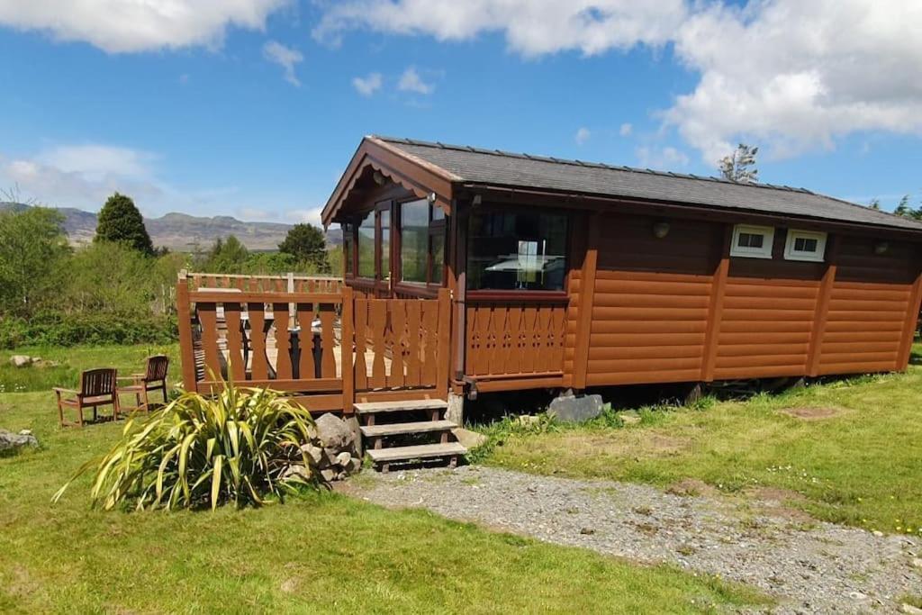 Cosy Cabin In Snowdonia With Views Wi-Fi Dog Friendly & Parking Trawsfynydd Exteriör bild